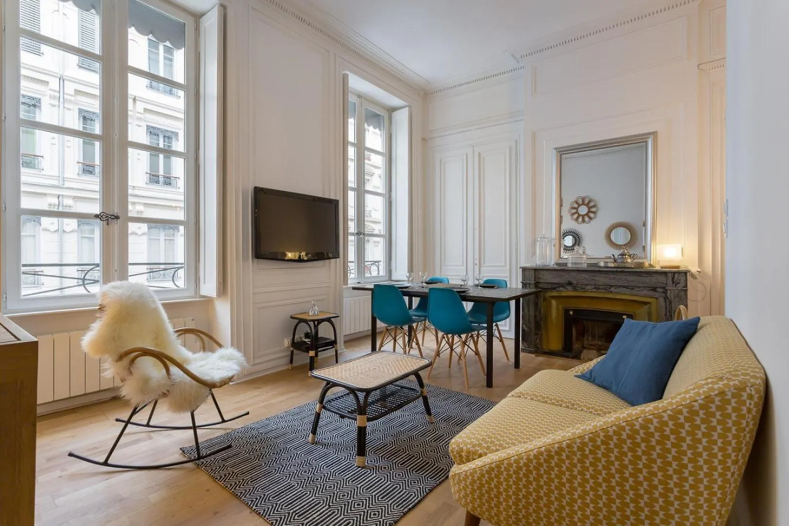 Patchwork - Location Meuble T2 - Lyon 2 Apartment